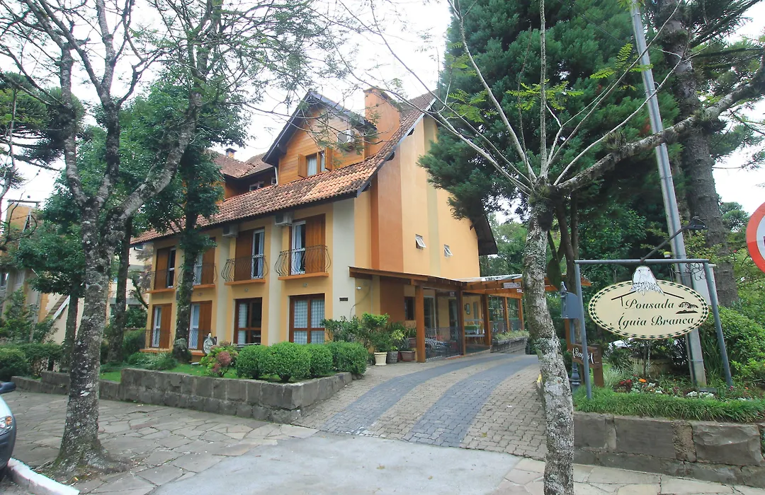 Pousada Aguia Branca-1